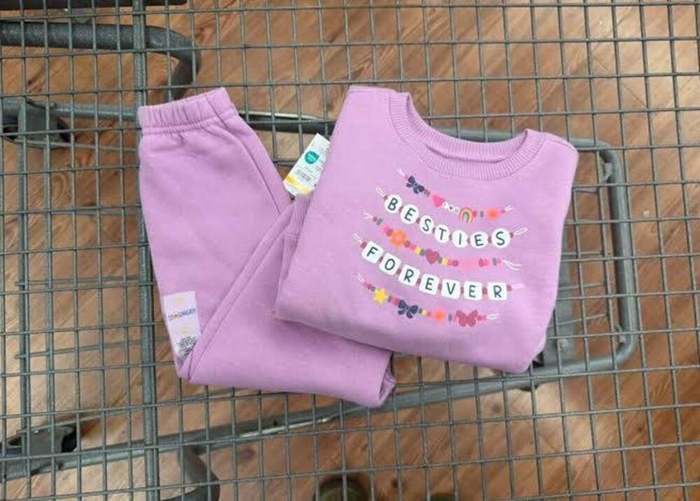 Garanimals 2-Piece Graphic Fleece Sweatshirt and Pants Set, Size 2T